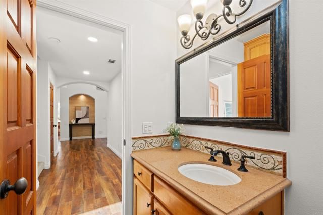 1062 Monterey Vista Way, Encinitas, CA 92024