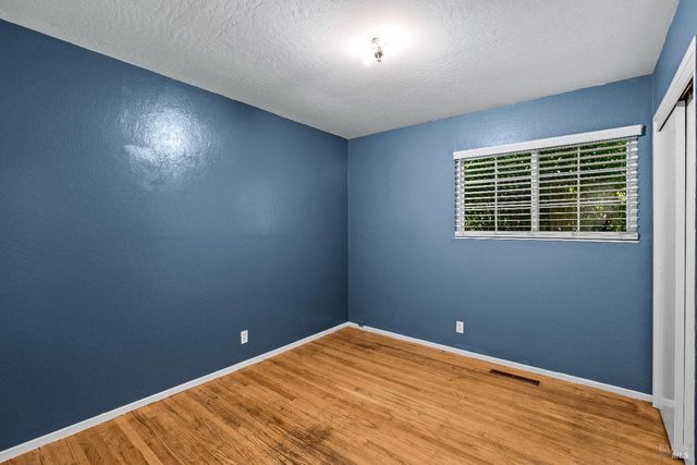 2608 W Pueblo Ave, Napa, CA 94558