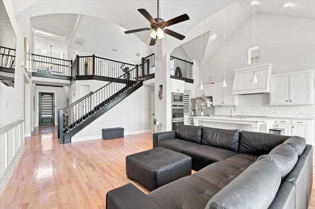 1104 Stallion Lane, Justin, TX 76247
