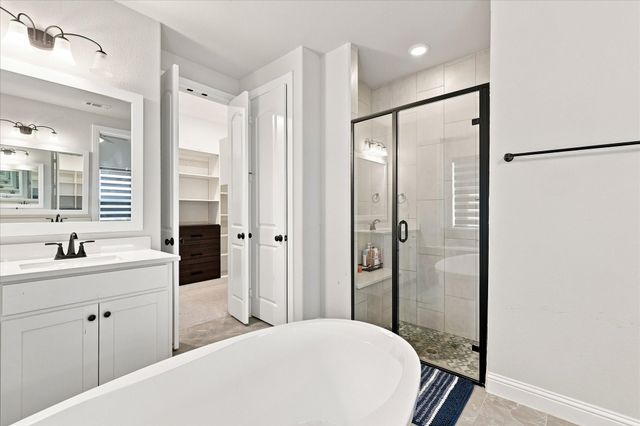 1104 Stallion Lane, Justin, TX 76247