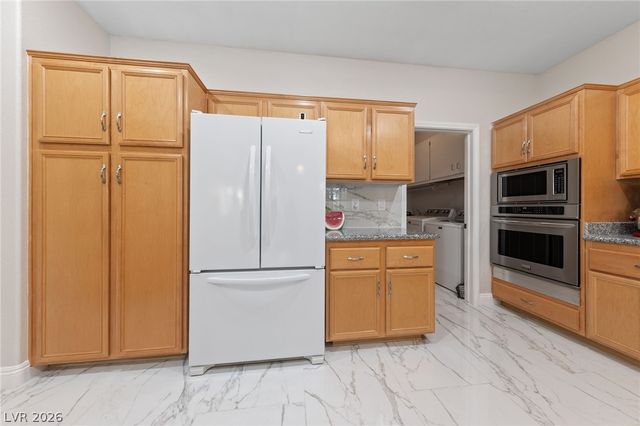 1912 Summer Pine Court 102, Las Vegas, NV 89134