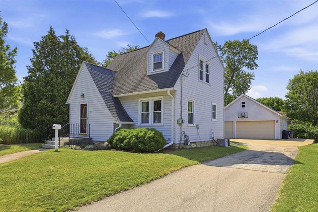 709 2ND STREET, Menasha, WI 54952