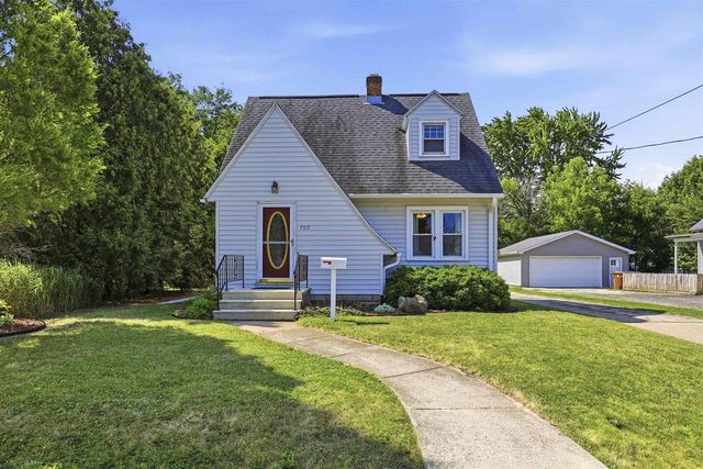 709 2ND STREET, Menasha, WI 54952