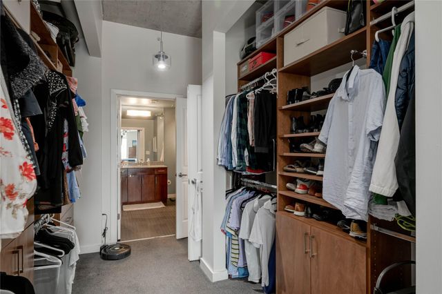 360 Nueces ST 1517, Austin, TX 78701