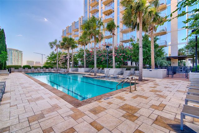 360 Nueces ST 1517, Austin, TX 78701