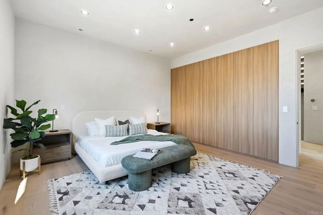 843 N Vista Street, Los Angeles, CA 90046