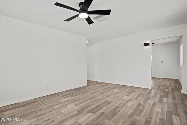 10736 DONNA MARIE Drive, Socorro, TX 79927
