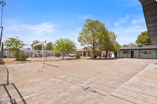 10736 DONNA MARIE Drive, Socorro, TX 79927