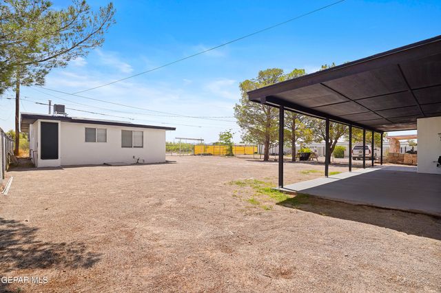 10736 DONNA MARIE Drive, Socorro, TX 79927