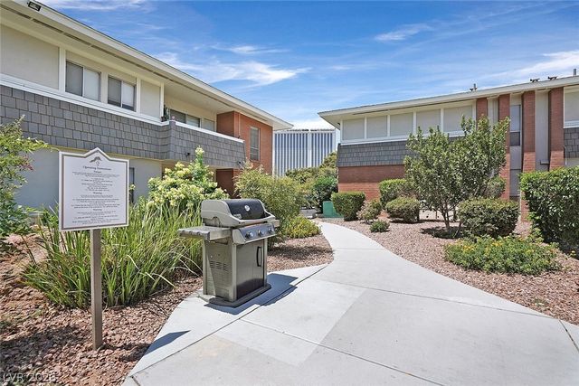 668 Oakmont Avenue 1724, Las Vegas, NV 89109