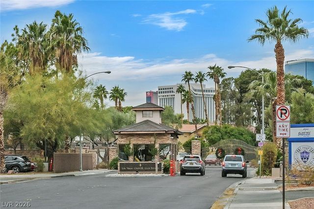 668 Oakmont Avenue 1724, Las Vegas, NV 89109
