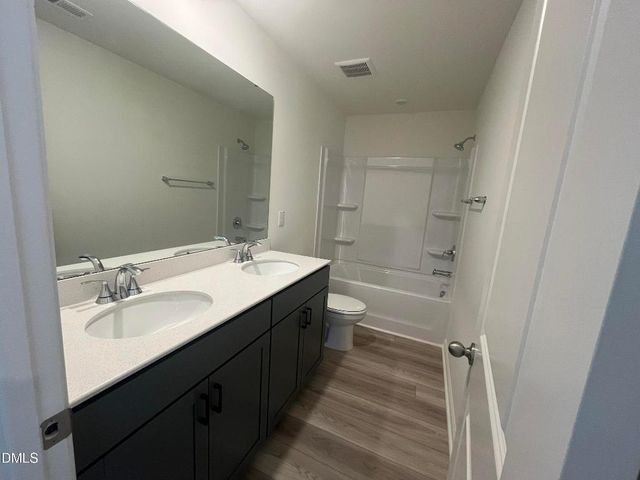 23 Chestnut Oak Lane, Lillington, NC 27546