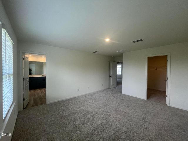 23 Chestnut Oak Lane, Lillington, NC 27546