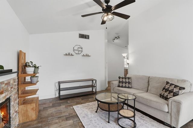 9309 Dancing Daffodil Avenue, Las Vegas, NV 89129