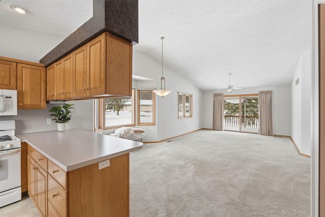 6475 Leisure Creek Se 226, Gaines Twp, MI 49316