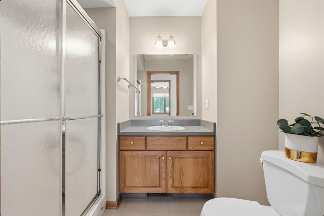 6475 Leisure Creek Se 226, Gaines Twp, MI 49316