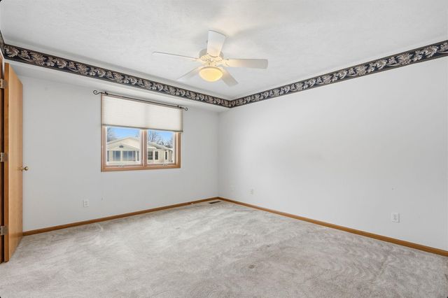 6475 Leisure Creek Se 226, Gaines Twp, MI 49316