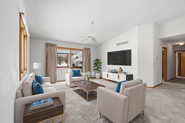 6475 Leisure Creek Se 226, Gaines Twp, MI 49316