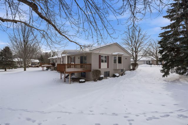 6475 Leisure Creek Se 226, Gaines Twp, MI 49316