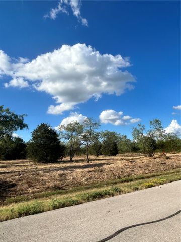 8037 Big Water Lane, Kemp, TX 75143