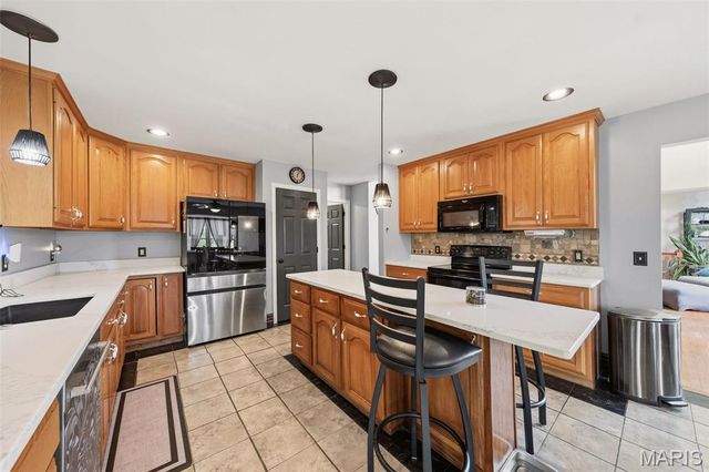 20 Morgan Valley Lane, Foley, MO 63347