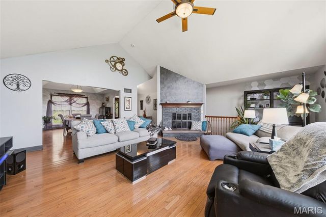 20 Morgan Valley Lane, Foley, MO 63347