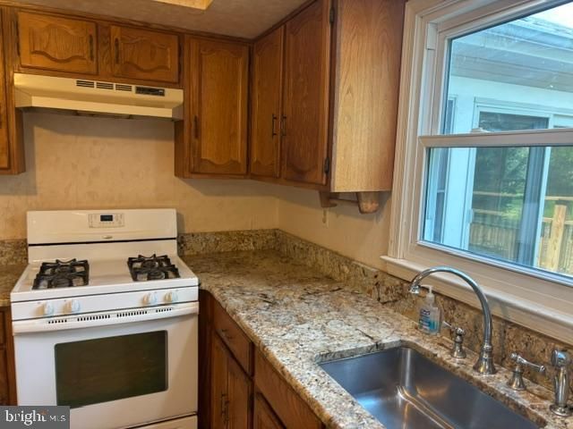 7 S GREENFIELD, West Windsor, NJ 08550