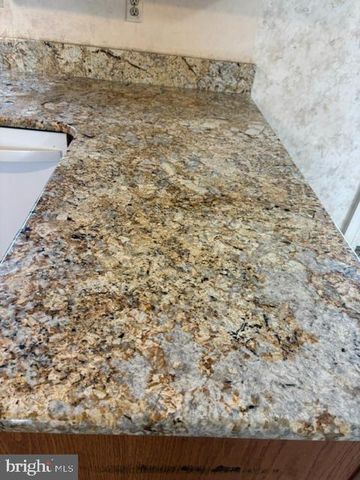 7 S GREENFIELD, West Windsor, NJ 08550