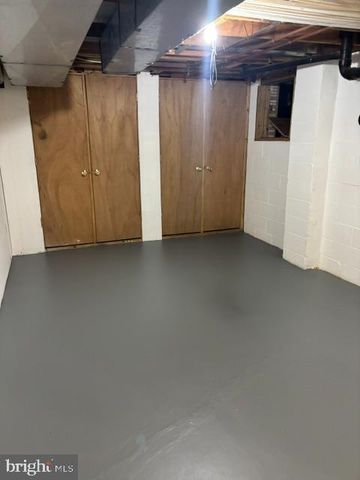 7 S GREENFIELD, West Windsor, NJ 08550