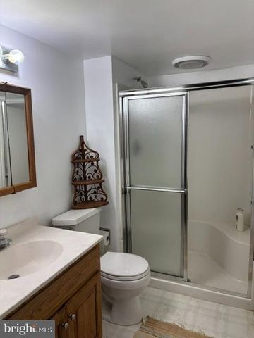 7 S GREENFIELD, West Windsor, NJ 08550