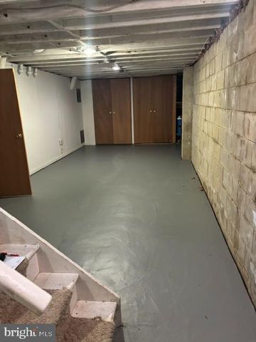 7 S GREENFIELD, West Windsor, NJ 08550