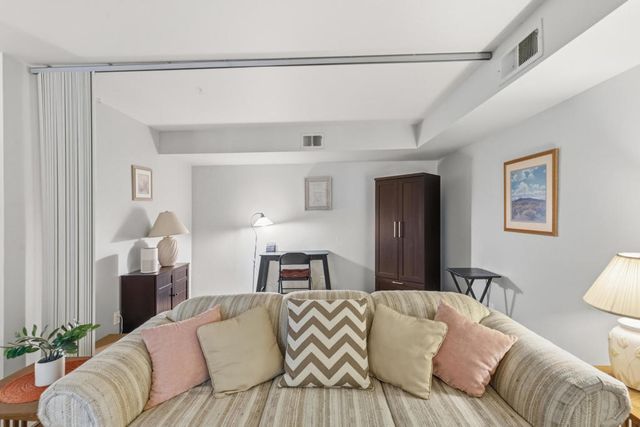 5301 E Waverly Drive 199, Palm Springs, CA 92264