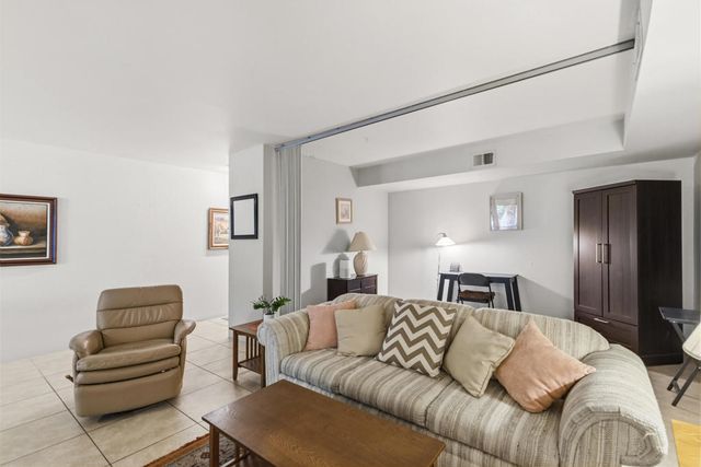 5301 E Waverly Drive 199, Palm Springs, CA 92264