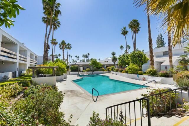 5301 E Waverly Drive 199, Palm Springs, CA 92264