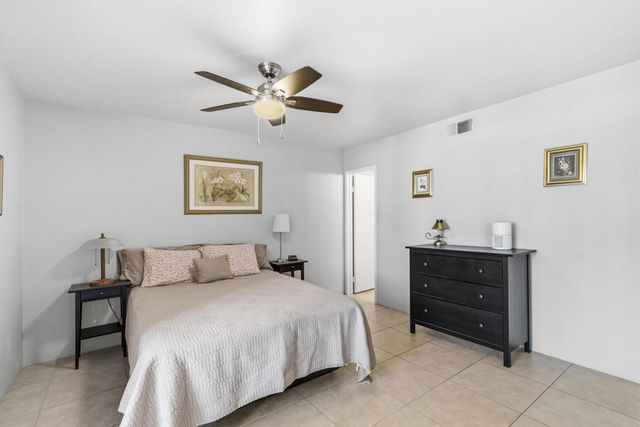 5301 E Waverly Drive 199, Palm Springs, CA 92264