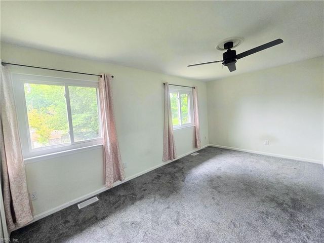 170 Thalia Trace DR, Virginia Beach, VA 23452