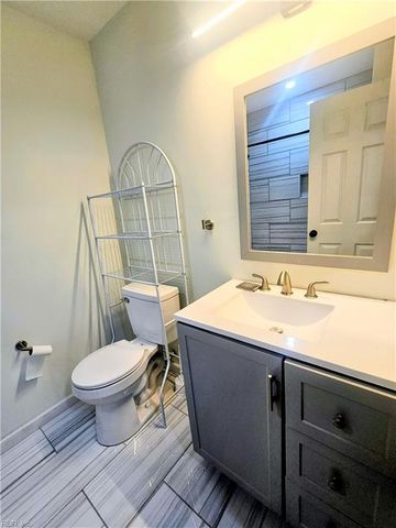 170 Thalia Trace DR, Virginia Beach, VA 23452