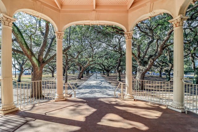 1 King Street 704, Charleston, SC 29401