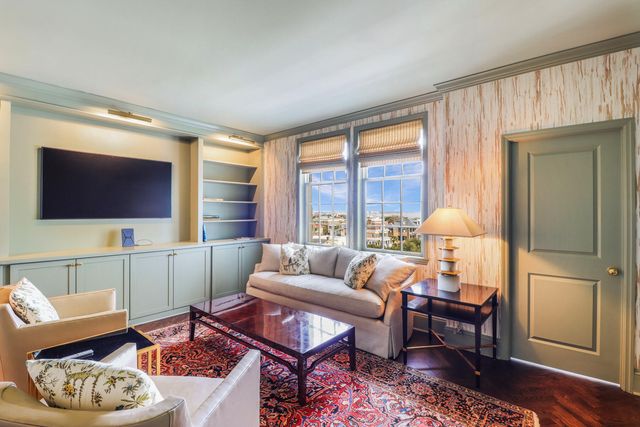 1 King Street 704, Charleston, SC 29401