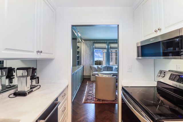 1 King Street 704, Charleston, SC 29401