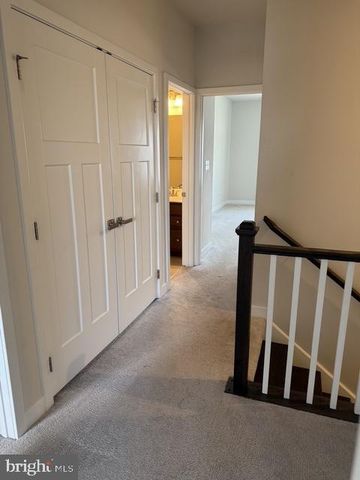 711 QUARRY POINT RD, Malvern, PA 19355