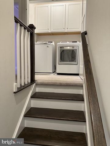 711 QUARRY POINT RD, Malvern, PA 19355
