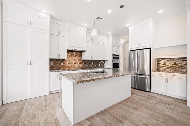 1920 E Via Borgata, Fort Mohave, AZ 86426