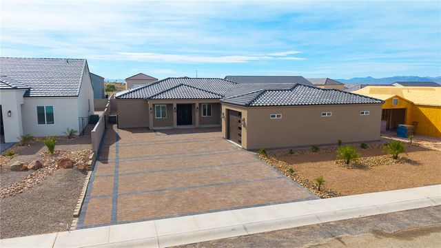 1920 E Via Borgata, Fort Mohave, AZ 86426