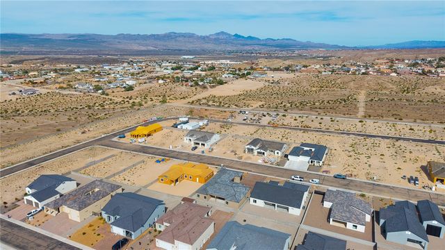 1920 E Via Borgata, Fort Mohave, AZ 86426