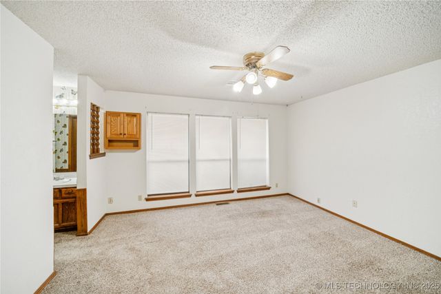 6018 S 92nd East Avenue, Tulsa, OK 74145