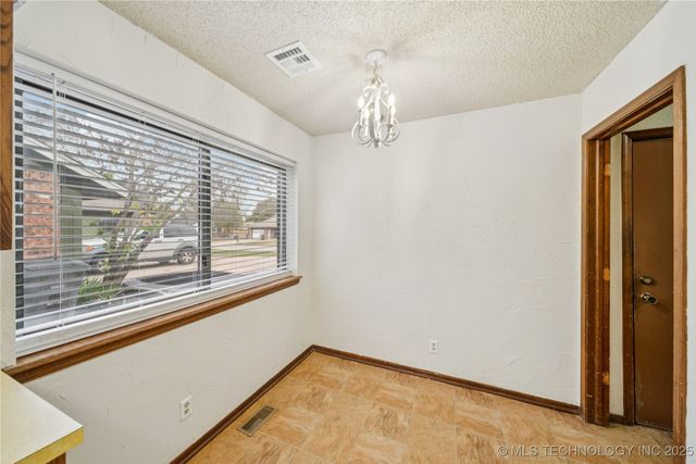 6018 S 92nd East Avenue, Tulsa, OK 74145