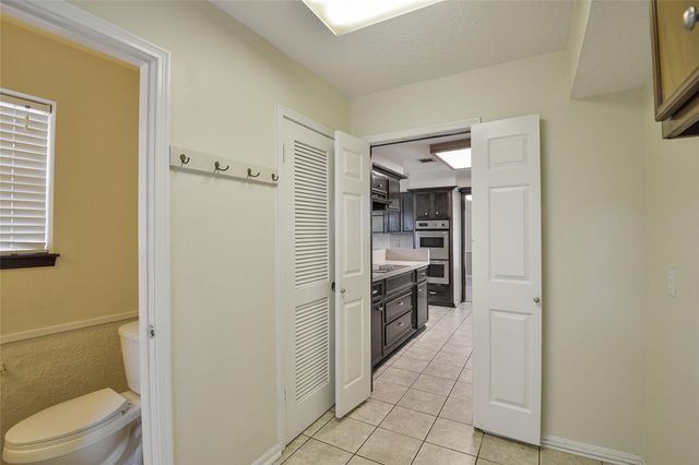 5411 Mossy Timbers Drive, Humble, TX 77346