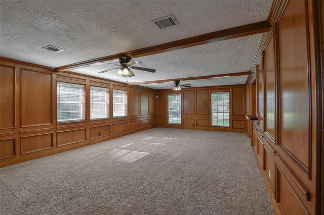 5411 Mossy Timbers Drive, Humble, TX 77346