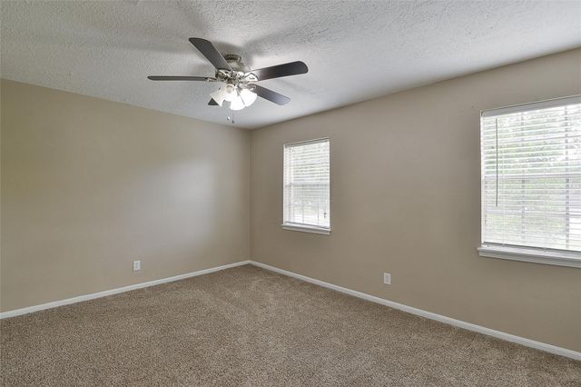 5411 Mossy Timbers Drive, Humble, TX 77346